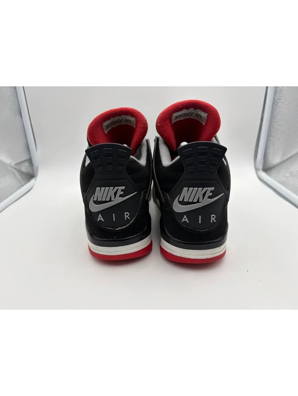 Nike Air Jordan 4 Retro Black Fire Red Cement Grey Size 8.5 Mens 308497-060